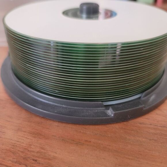 Blank C.d. bundle white matte surface media stack - Picture 2 of 3